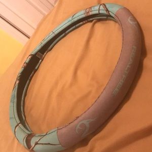 Real Tree Turquoise camo steering wheel cover